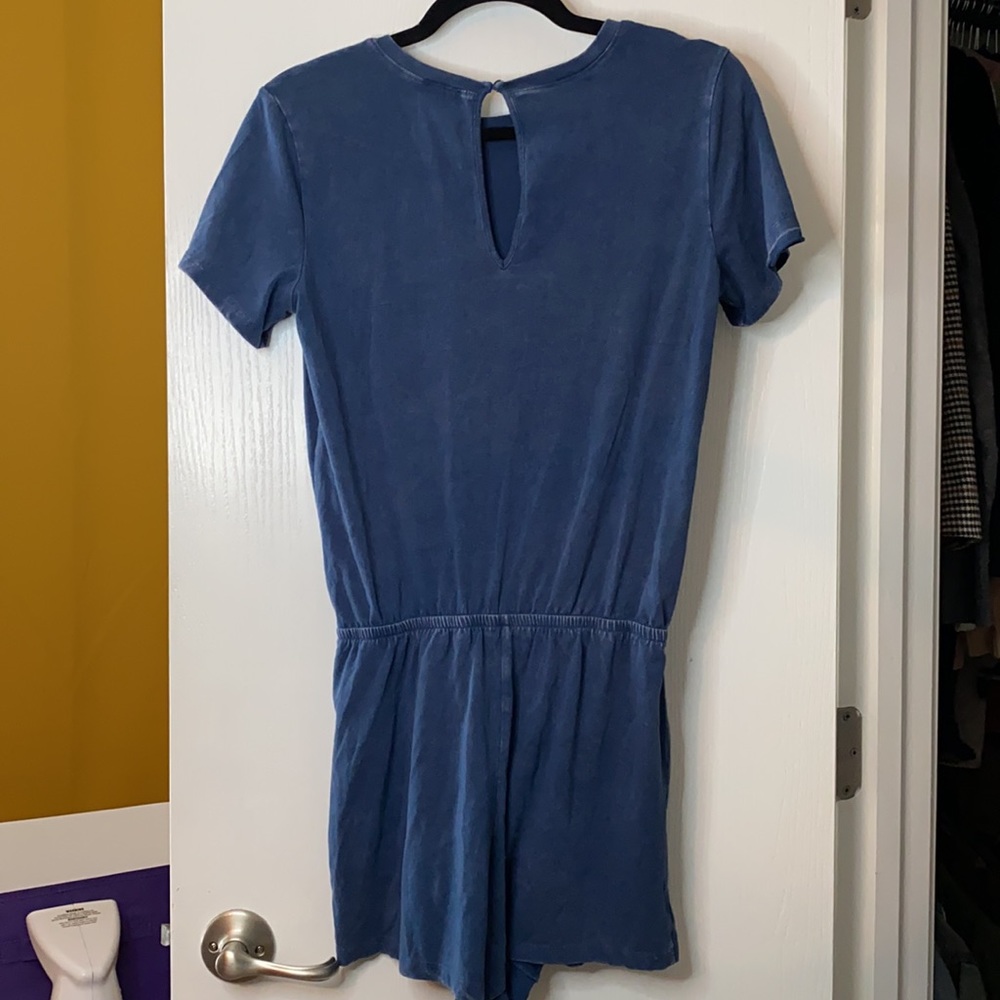 Forever21 romper - Picture 2 of 3